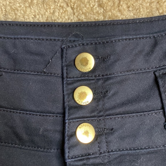 Short black shorts size 10 - Picture 2 of 5